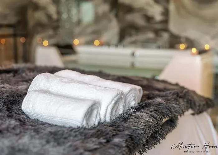 Gout De Luxe A T3 Climatise, Spa, Parking Apartment