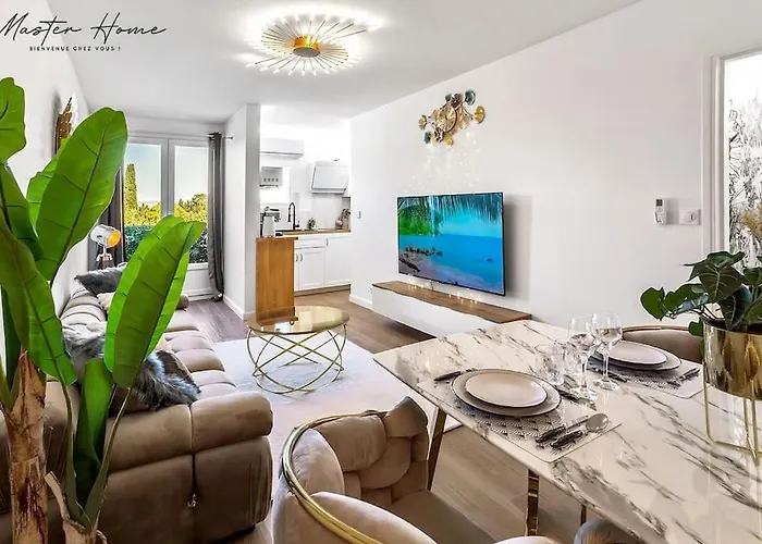 Gout De Luxe A T3 Climatise, Spa, Parking Apartment